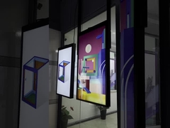 Display LCD a doppio lato di 65 pollici di alta luminosità Leggibile alla luce solare