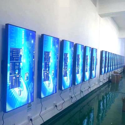 Quadro comandi LCD della finestra a 55 pollici del negozio che appende 3500nits 1080p
