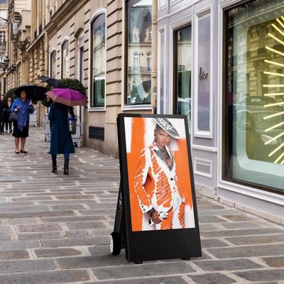 FHD Outdoor Digital Poster impermeabile 1500 Nits